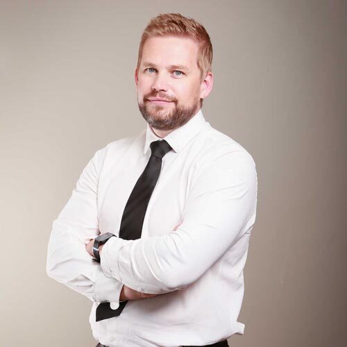 Heinrich Jansen van Vuuren - Namibian Attorney & Chartered Accountant – Cronje Inc Attorneys - Windhoek Namibia. - Namibian Corporate Law Specialist - Expert in Namibian Tax Law